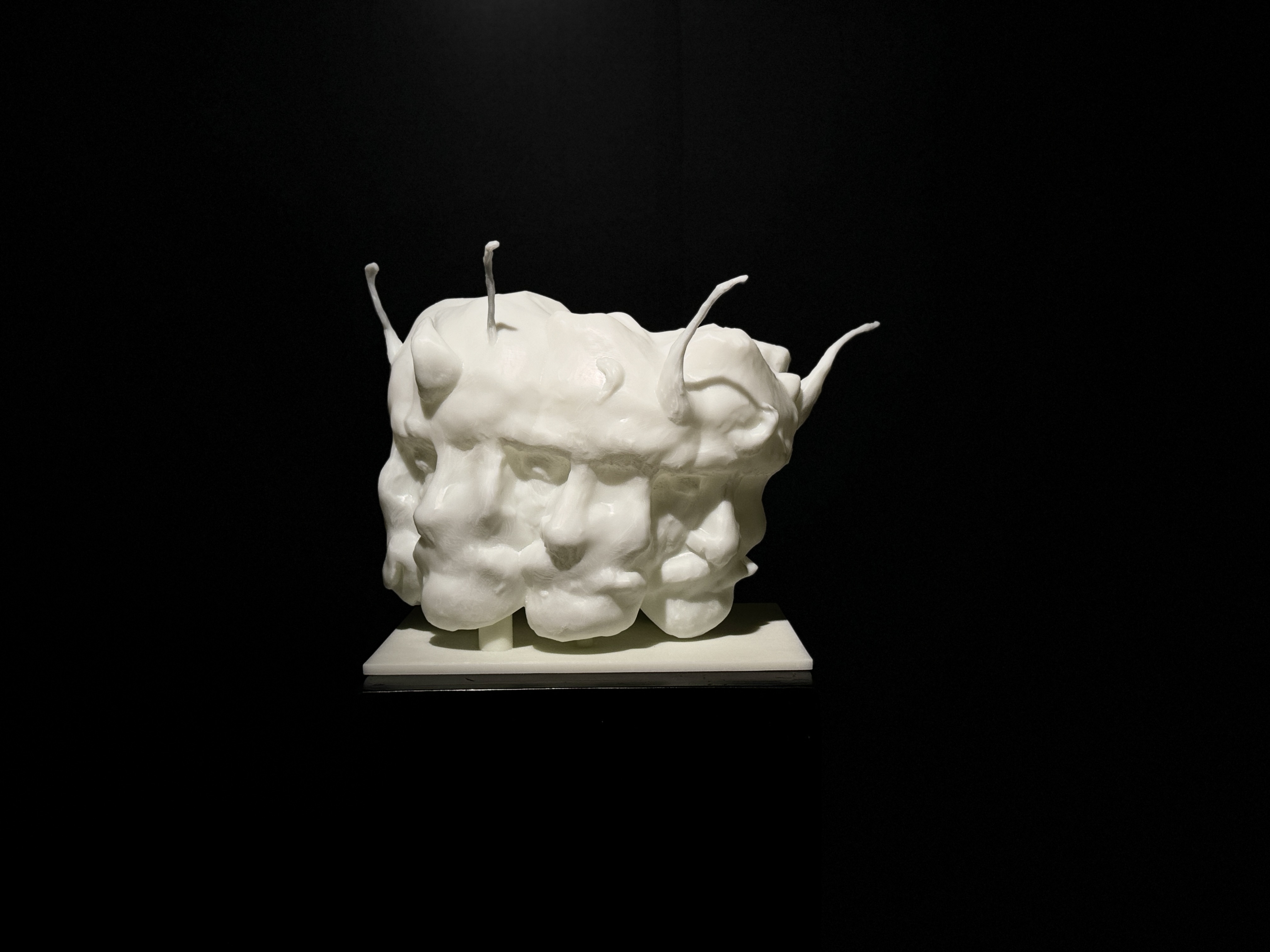 Becoming Space: HEAD TRANSFORMATION I